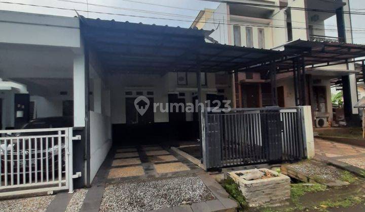 Jual murah rumah cluster di depan. Alun alun Depok 1