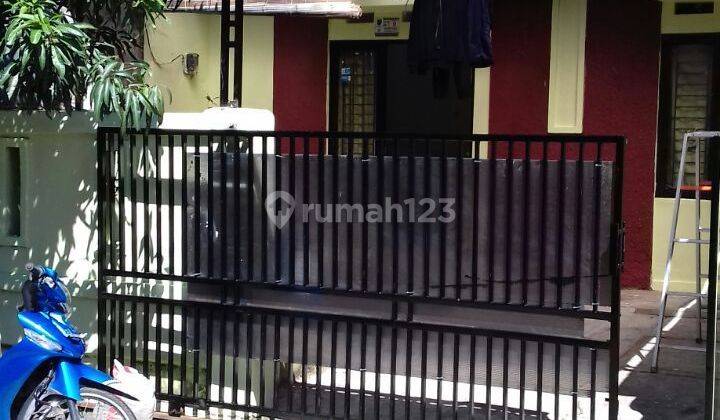 Dijual cepat rumah siap huni di kalibaru, cilodong.  1