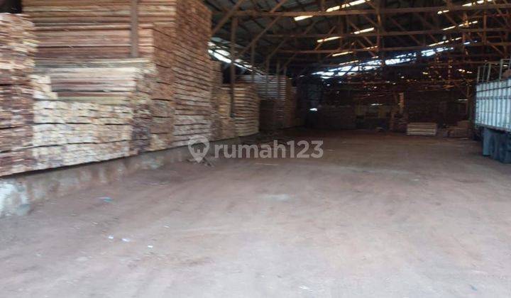 Dijual Cepat Gudang dan  Tanah pinggir Jalan Besar, Hanya Hitung Tanah Saja 2