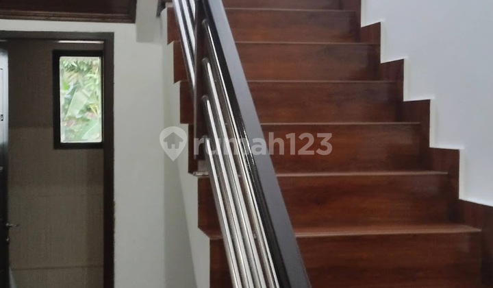 For Rent 2-Story Luxury House In Elite Housing Near Uidan Sta.pocin