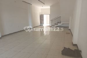 For Rent: Affordable 2-Story Shop House Ready to Occupy in Pancoran Mas Area, Depok