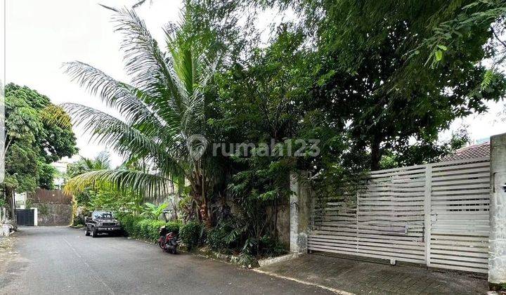 Rumah Unfurnished Sudah Renovasi SHM Di Jl Kenanga Ampera 1