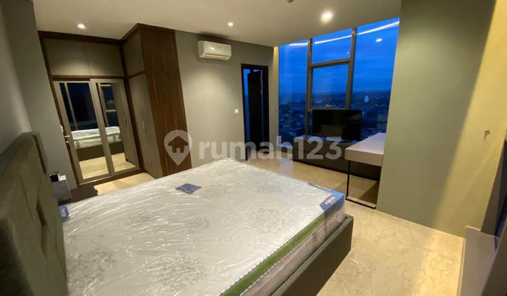 2 Bedroom Apartment Semi Furnished Nice