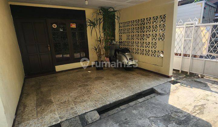 Rumah Unfurnished SHM di Madrasah, Jakarta Barat 2