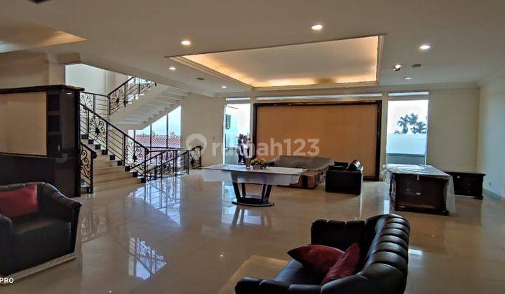 Gedung Mewah di Sayap Sukajadi Setiabudi Cocok Untuk Kantor 1