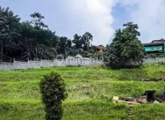2 Kavling Kotak Lokasi Strategis di Setra Duta Garden 1