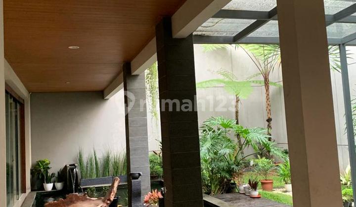 Rumah Sangat Bagus Dan Mewah di Sayap Gatot Subroto, Bandung 3