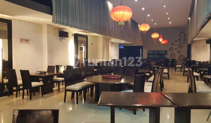 Ruang Usaha Sangat Strategis di Mainroad Braga Bandung 1