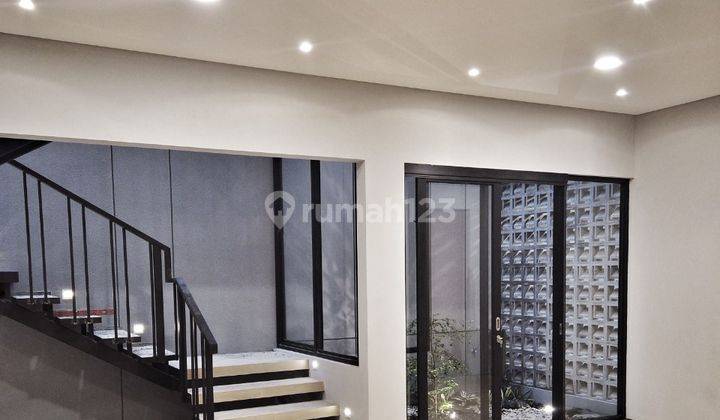 Rumah Dijual Baru Design Modern di Kyo House Singgasana  1