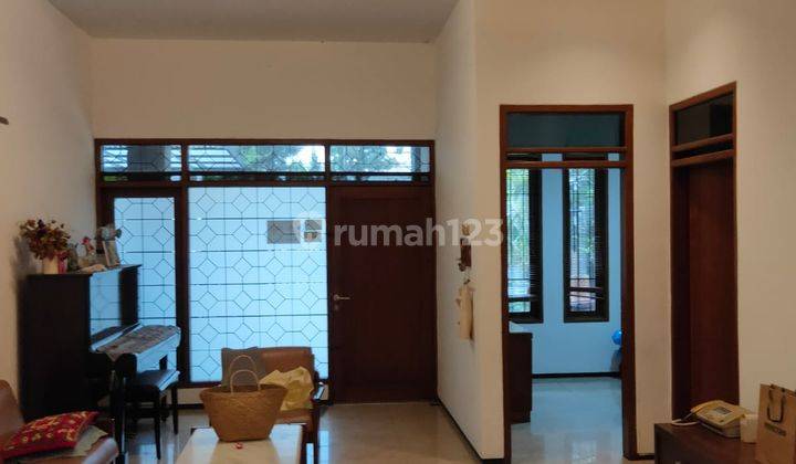 Rumah Disewa 2,5 Lantai di Komplek Batununggal Permai , Bandung 1