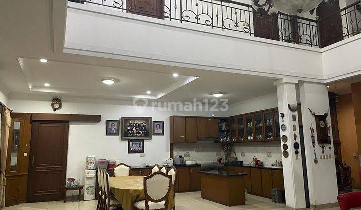 Rumah Dijual Mewah Furnish di Batununggal , Kota Bandung 2