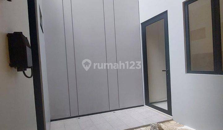 Rumah Dijual Baru Design Modern di Setraduta Lestari , Bandung  1