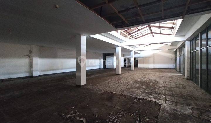 Ruang Usaha Dijual Sangat Strategis di Jl Dewi Sartika , Bandung 2