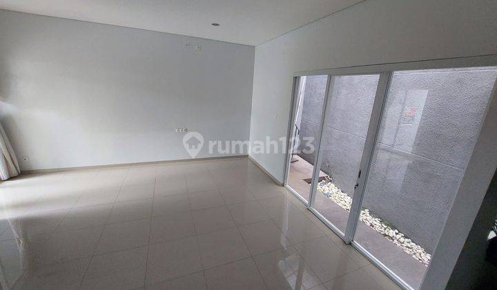 Rumah Dijual Bagus dan Siap Huni di Setra Glory, Bandung 2