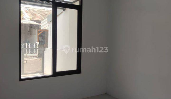 Rumah Dijual Baru Minimalis Siap Huni di Taman Kopo Indah