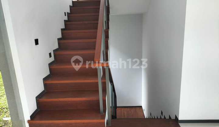 Rumah Dijual Baru Bagus di Area Setraduta Cemara, Bandung 25 2