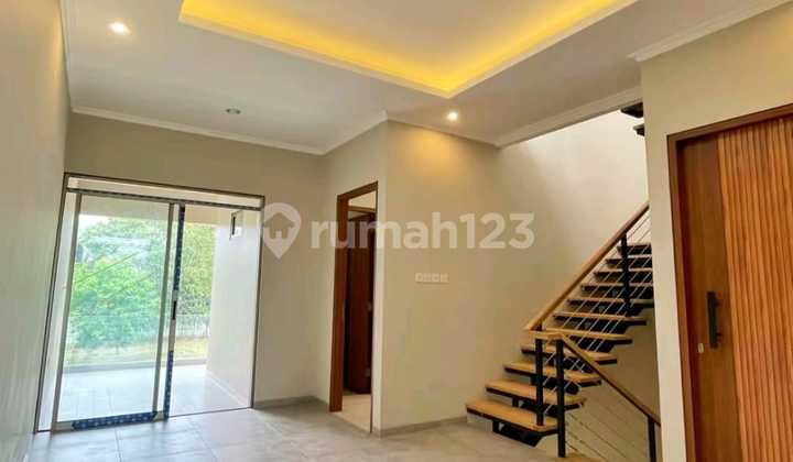 Rumah Dijual Modern & Mewah di Cigadung , Dago Bandung 30