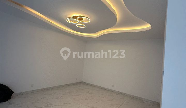 Dijual Rumah Bangunan Baru Minimalis Modern di Taman Kopo Indah 2