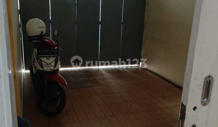 2-Story Comfortable House for Sale in Permana Indah Complex, Cimahi 03 2