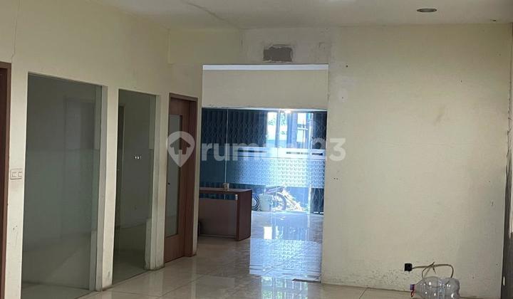 Business Space for Rent 2 Floors Suitable for Office on Mainroad Pasirkaliki 01 Business Space for Rent 2 Floors Suitable for Office on Mainroad Pasirkaliki 01