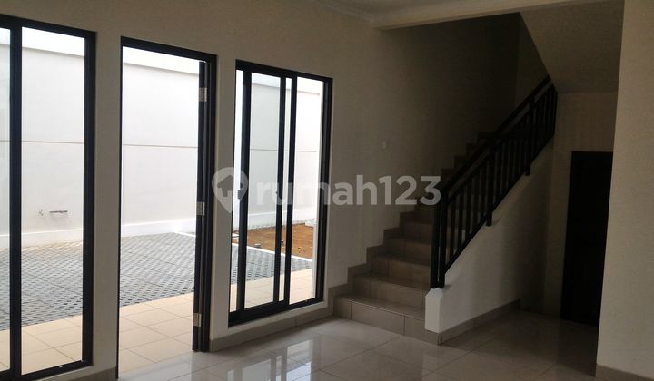 Dijual Rumah Bagus Siap Huni Cluster Btari Summarecon Bandung 09