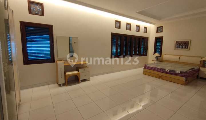 Nice Semi Furnished House Setiabudi, Bandung Freehold