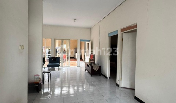 Rumah Dijual Non Furnished di Taman Holis Indah 2, Bandung 88 Rumah Dijual Non Furnished di Taman Holis Indah 2, Bandung 88