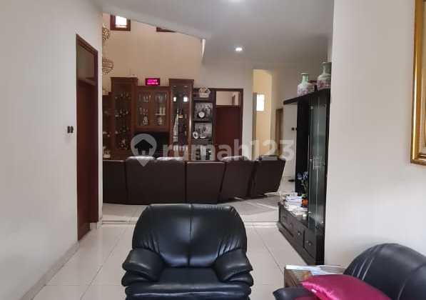 Rumah Dijual 2,5 Lantai Full Furnished di Taman Kopo Indah 3, Kab Bandung 2
