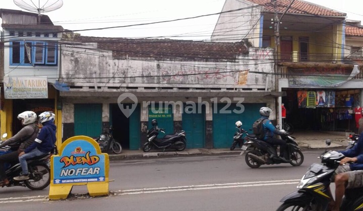 Shop House for Sale, Strategic Location in Gatot Subroto Area, Bandung 03 Shop House for Sale, Strategic Location in Gatot Subroto Area, Bandung 03