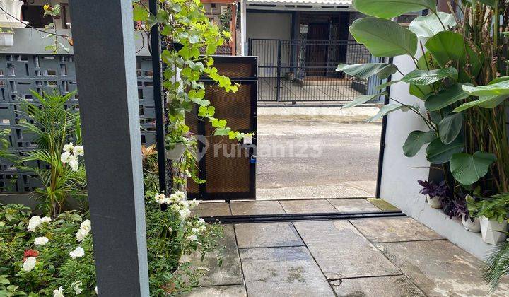 Rumah Dijual Minimalis Dan Nyaman di Taman Kopo Indah 3, Bandung 2