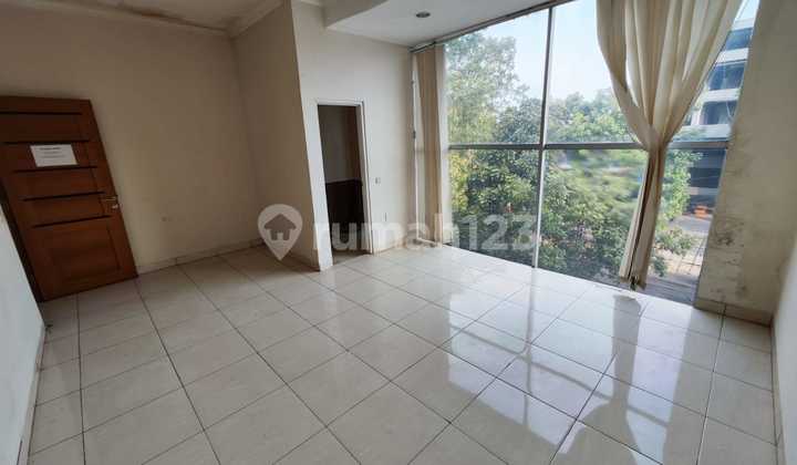 Ruko Dijual Bagus 3,5 Lantai di Mainroad Pajajaran, Bandung 03