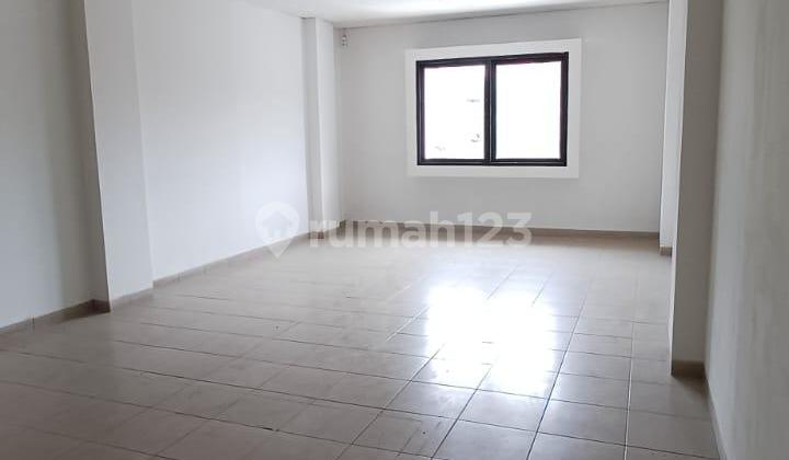 For Rent 3-Story Shophouse on Cibabat Main Road Near Cimahi Square 0106 1