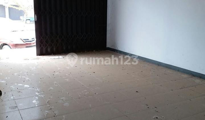 2-Story Shop House for Sale in Taman Kopo Katapang, Bandung Regency 03