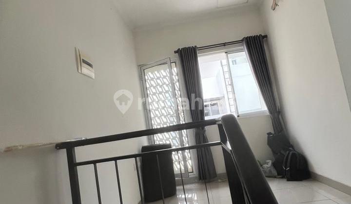 Rumah Disewa Nyaman Furnished di Cluster Amanda Summarecon Bandung 05 2