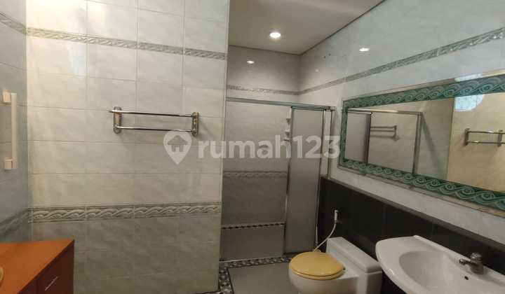 Rumah Bagus Semi Furnished Setiabudi, Bandung SHM 2