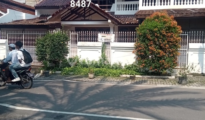 Jual di Bawah Harga Pasar Rumah 2 Lantai di Pulomas Jakarta Timur