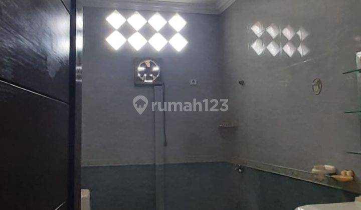 Unit Langka Rumah Hoek Dalam Komplek Dekat Pondok Kopi Kecamatan Duren Sawit Jakarta Timur Bebas Banjir 7