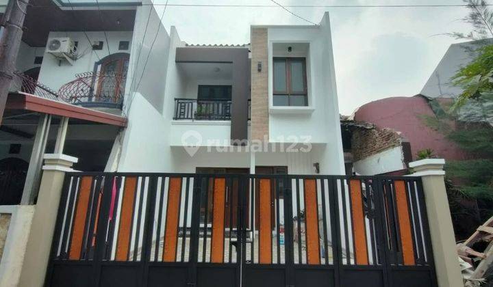 Rumah Minimalis Modern Di Pondok Bambu Jakarta Timur 1