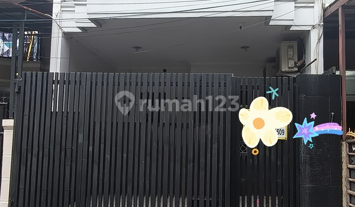 Dijual Rumah 2 Lantai Pondok Kelapa Jakarta Timur di Pondok Kelapa Dijual Rumah 2 Lantai Pondok Kelapa Jakarta Timur di Pondok Kelapa