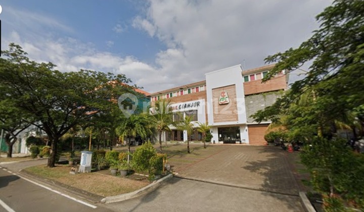 For Rent Commercial Land 1000 Square Meters in Harapan Indah Bekasi