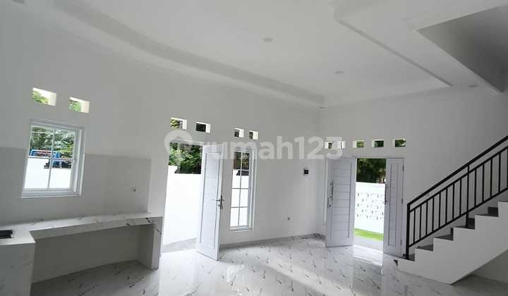 Jual Rumah Hoek Baru Renovasi Di Jati Cempaka Bekasi  2