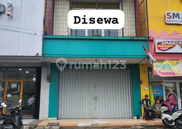 Disewakan Ruko 3 Lantai Lokasi Ramai di Bulevard Hijau Harapan Indah Bekasi di Harapan Indah Ruko