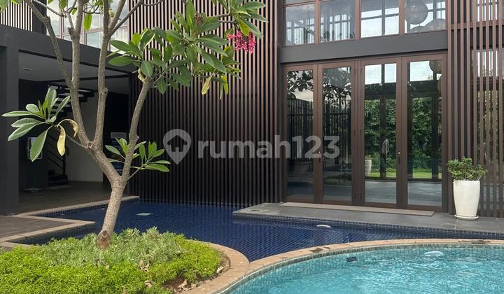 Jual Rumah Mewah Morizen di Summarecon Bekasi