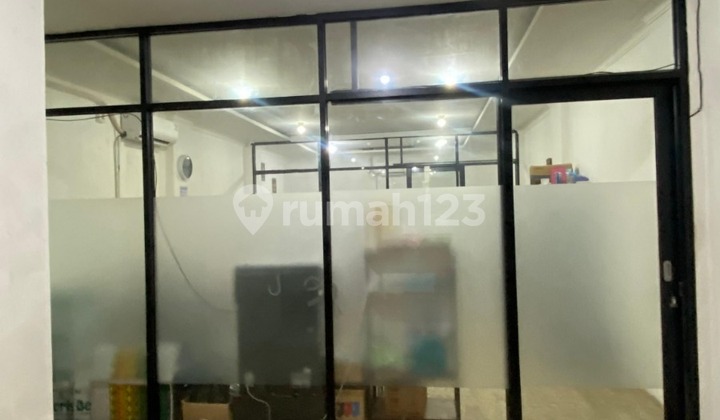 For Sale 3-Story Shop House Fully Renovated Ready to Use in Ifolia Harapan Indah For Sale 3-Story Shop House Fully Renovated Ready to Use in Ifolia Harapan Indah