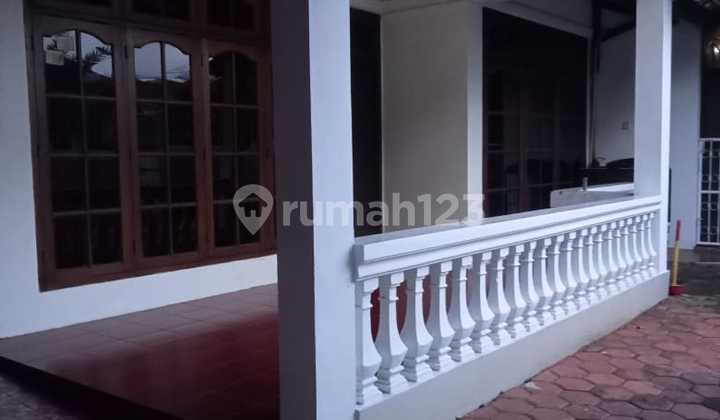 Jual di Bawah Harga Pasar Rumah 2 Lantai di Pulomas Jakarta Timur 2