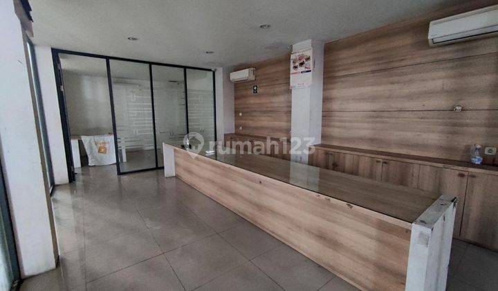 Jual Bangunan Ex Showroom Mobil Siap Pakai di Sultan Agung Bekasi 2