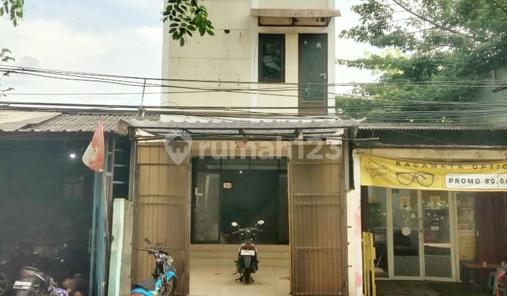 Disewakan Ruko di Bintara Bekasi di Pinggir Jalan