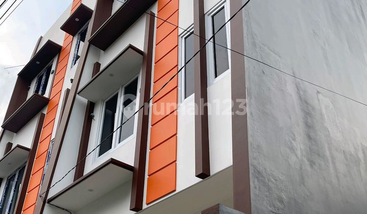 Jual Rumah 2 Lantai di Johar Baru Jakarta Pusat 2