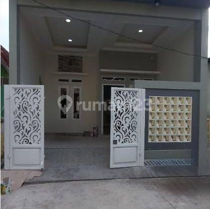 Jual Rumah Cantik Sudah Renovasi di Villa Villa Mutiara Gading 3, Kebalen 1