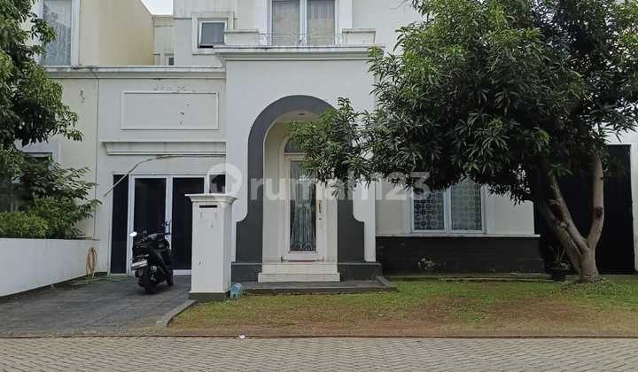 Rumah Siap Huni Di Kawasan Premium Golf di Modernland